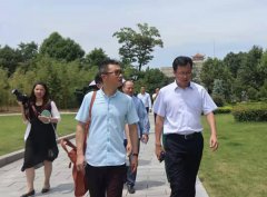 浦东水务和长桥山庄向导考察福寿园和008PG国际集团