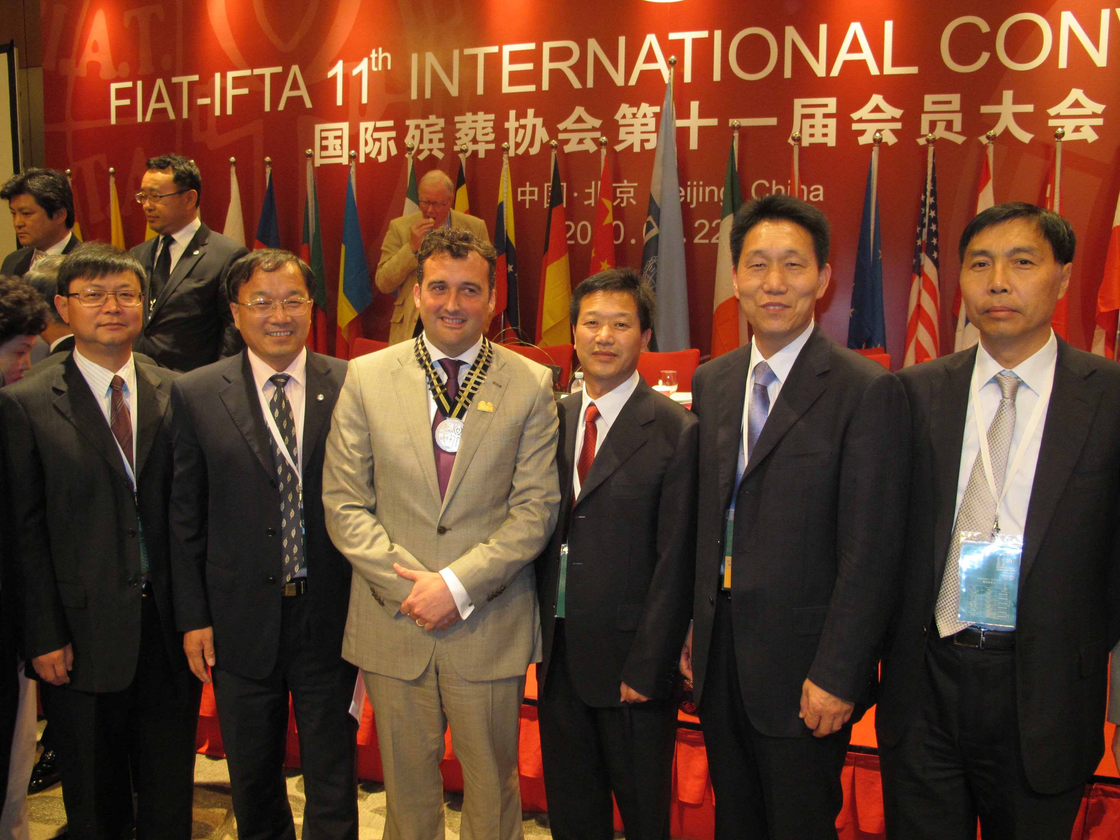 008PG国际集团：以古板为基，，，，，，立异为翼，，，，，，遨游国际殡葬舞台